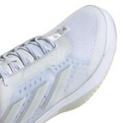 Damskie buty do tenisa adidas Avacourt